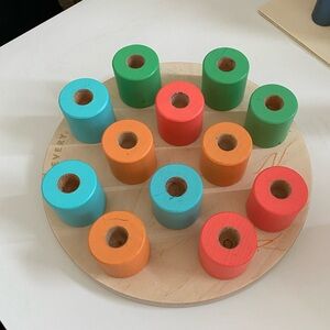 LOVEVERY Wooden Stacking Pegboard from The Adventurer Play Kit / months 16 17 18